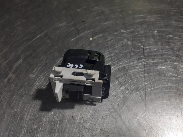 2098203510 MERCEDES купить в Днепр