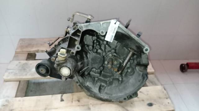 PEUGEOT 20CF03 КПП в сборе (механическая коробка передач) в наличии Сумы