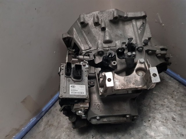 20DS99 PEUGEOT купить в Ужгород