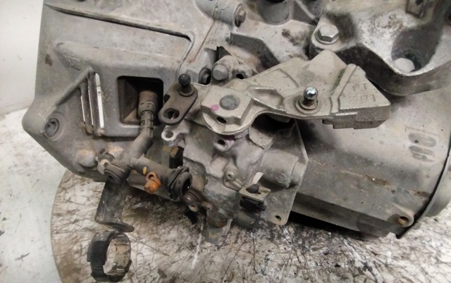 20EA52 PEUGEOT КПП купить в Кривой Рог