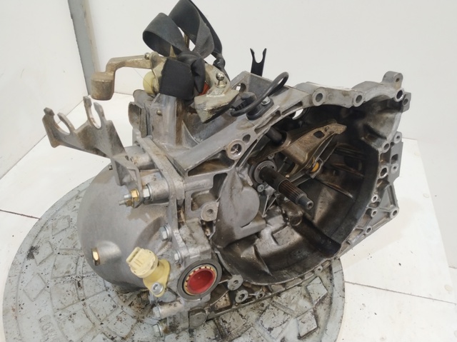20LE84 PEUGEOT КПП купить в Ровно