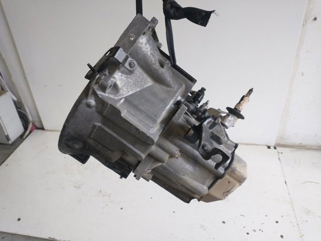 20LM01 PEUGEOT КПП в сборе (механическая коробка передач) купить в Одесса