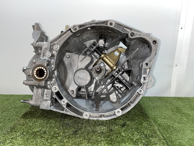 20LM17 PEUGEOT КПП в сборе (механическая коробка передач) купить в Запорожье