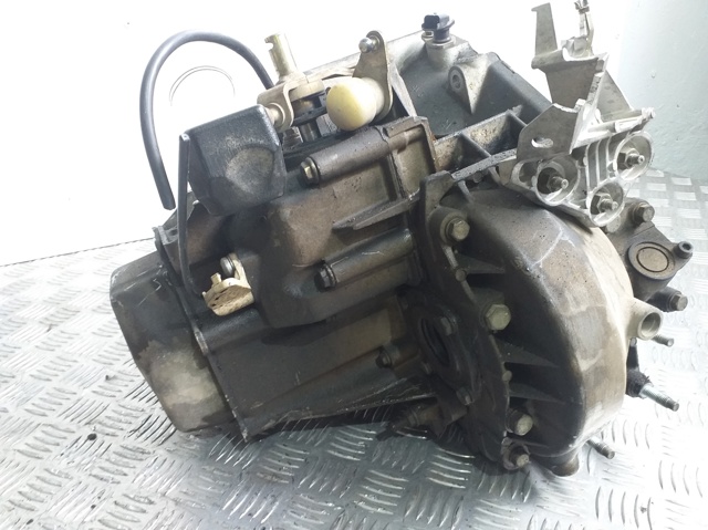 20LM23 PEUGEOT КПП купить в Киев