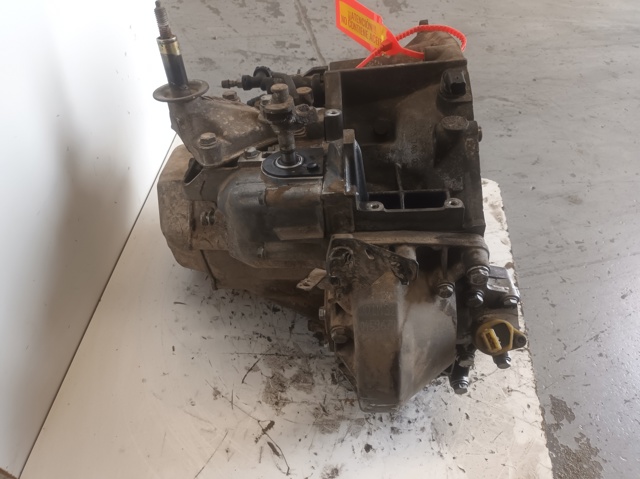 20LM32 PEUGEOT купить в Винница