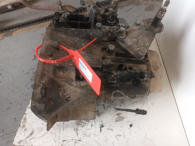 20LM32 PEUGEOT купить в Запорожье