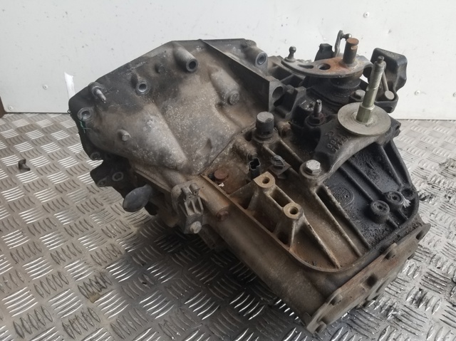 20MB01 PEUGEOT КПП в сборе (механическая коробка передач) купить в Киев