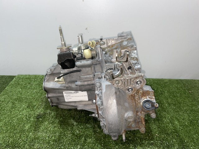 20MB20 PEUGEOT КПП в сборе (механическая коробка передач) купить в Каменское