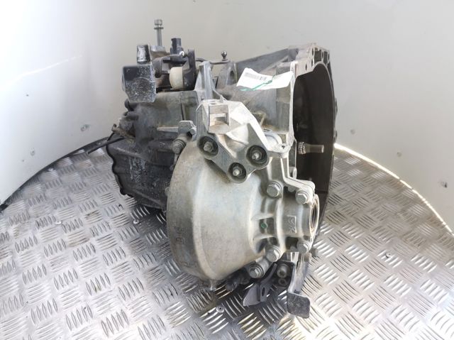 PEUGEOT 20MB48 КПП в наличии Николаев