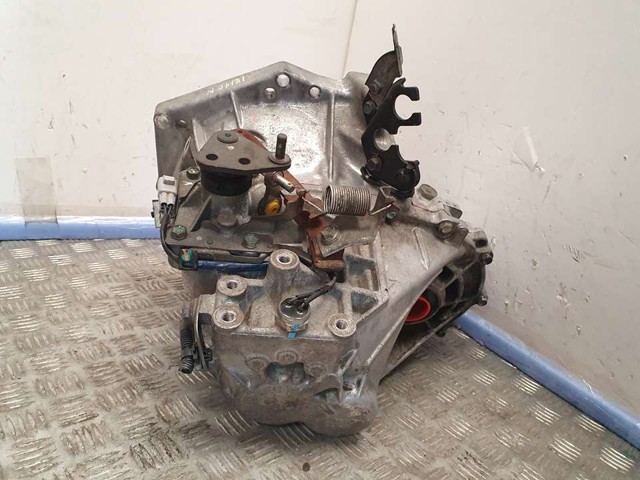 20TT01 PEUGEOT КПП купить в Кривой Рог