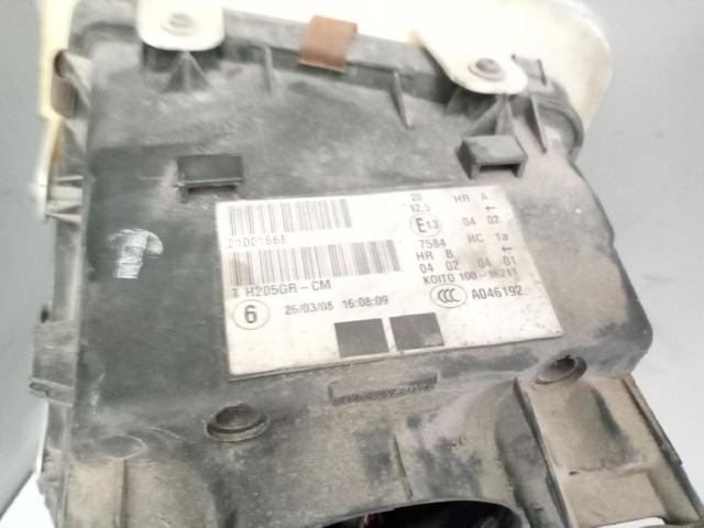21001668 VOLVO Правая фара купить в Сумы