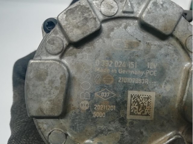 Bomba de água do motor 210107852R
