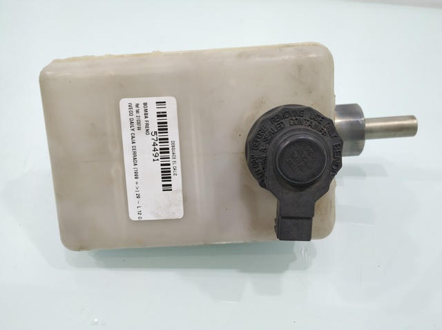 IVECO 21030199 Цилиндр тормозной главный в наличии Ирпень
