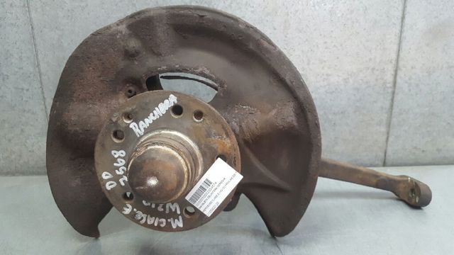 2103300120 MERCEDES Цапфа передняя правая купить в Одесса