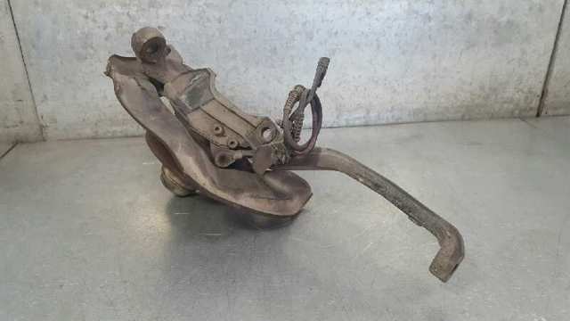 MERCEDES 2103300120 Цапфа передняя правая в наличии Киев