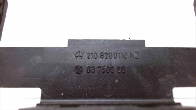 MERCEDES 2108200110 Кнопочный блок управления стеклоподъемником центральной консоли в наличии Киев