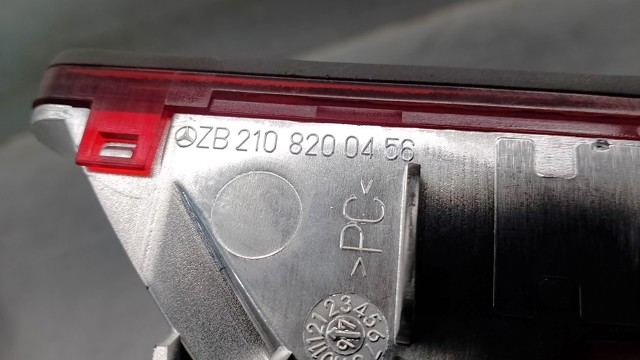 2108200456 MERCEDES Стоп-сигнал задний дополнительный купить в Одесса