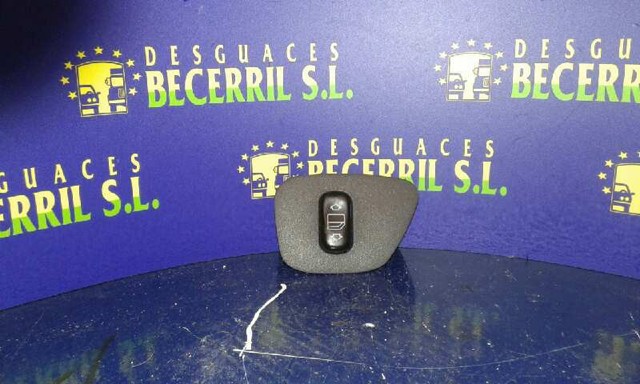 MERCEDES 2108200510 в наличии Тернополь