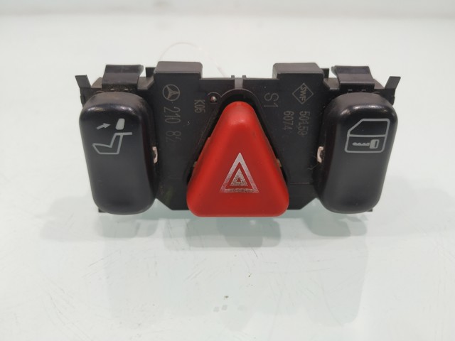 Botão de ativação do sinal de emergência Mercedes E S210