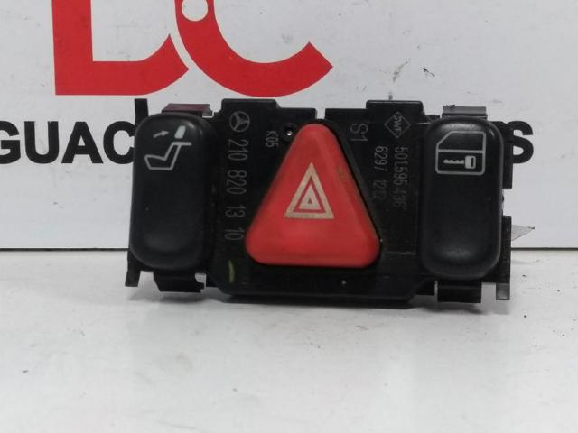 Botão de ativação do sinal de emergência Mercedes E S210