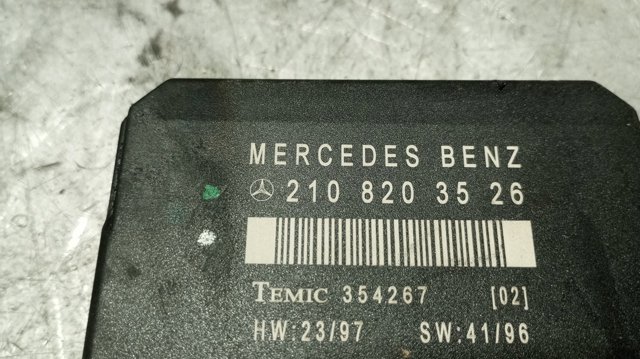 2108203526 MERCEDES Блок комфорта передней двери купить в Ирпень