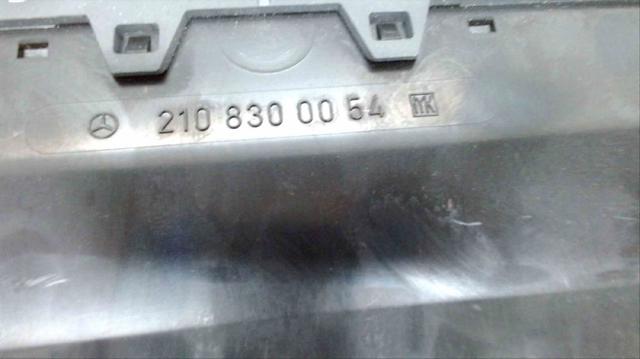 2108300054 MERCEDES Решетка вентиляции салона на "торпедо" купить в Львов