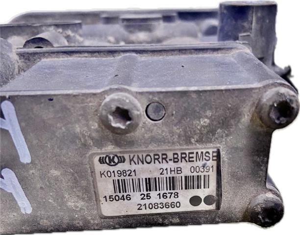 21083660 VOLVO Блок клапанов регулируемой подвески купить в Павлоград