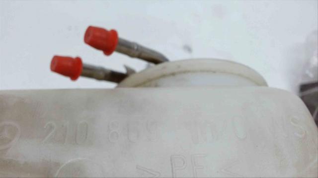 Tanque de fluido para lavador de vidro Mercedes E S210