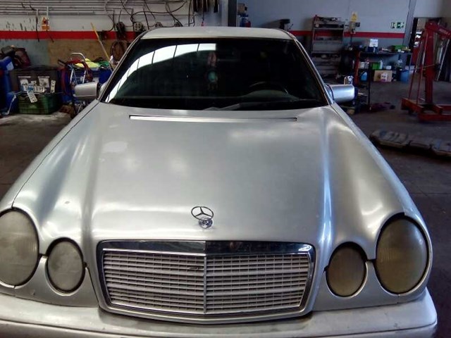 Capota 210880035728 Mercedes