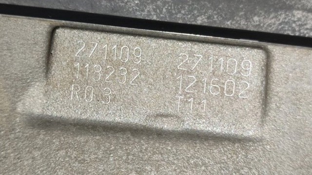 MERCEDES 2112704202 в наличии Чернигов