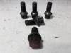 Parafuso de roda 2114010370 MERCEDES