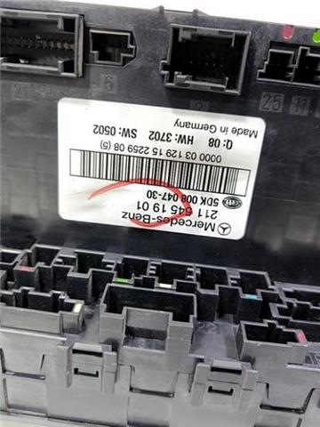 MERCEDES 2115451901 в наличии Ирпень