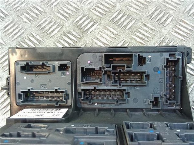 MERCEDES 2115453101 в наличии Павлоград