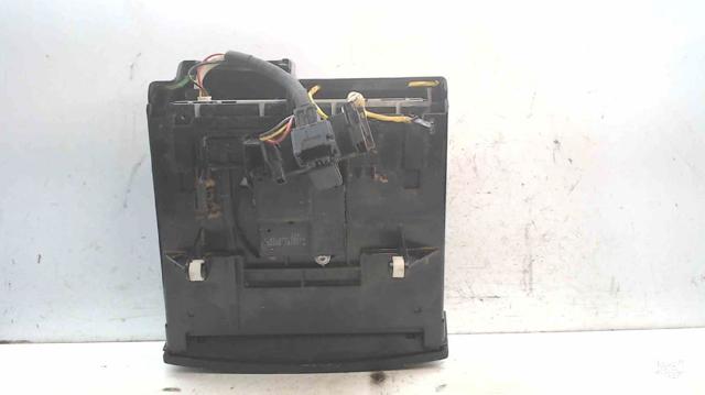 MERCEDES 2116800552 Кнопка включения аварийного сигнала в наличии Днепр