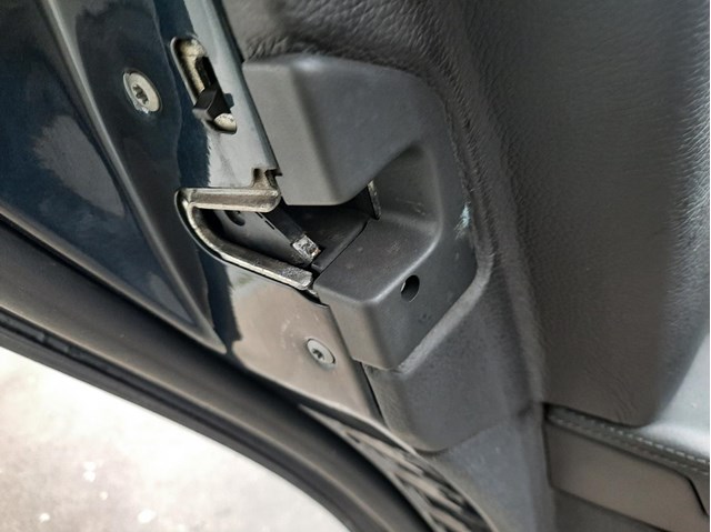 Fechadura da porta traseira esquerda para mercedes-benz e-class 2117300535