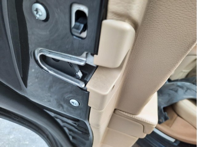 Fechadura da porta traseira esquerda para mercedes-benz e-class 2117300535
