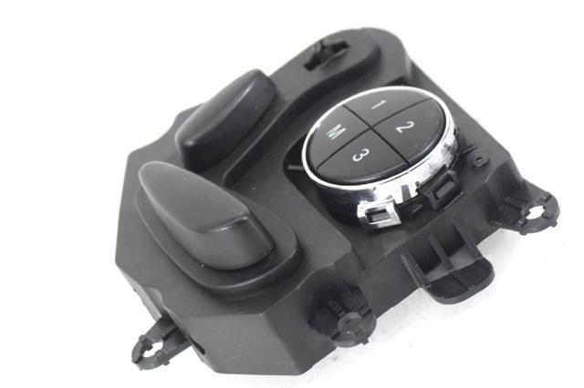 MERCEDES 2118217979 Блок кнопок механизма регулировки сиденья в наличии Харьков