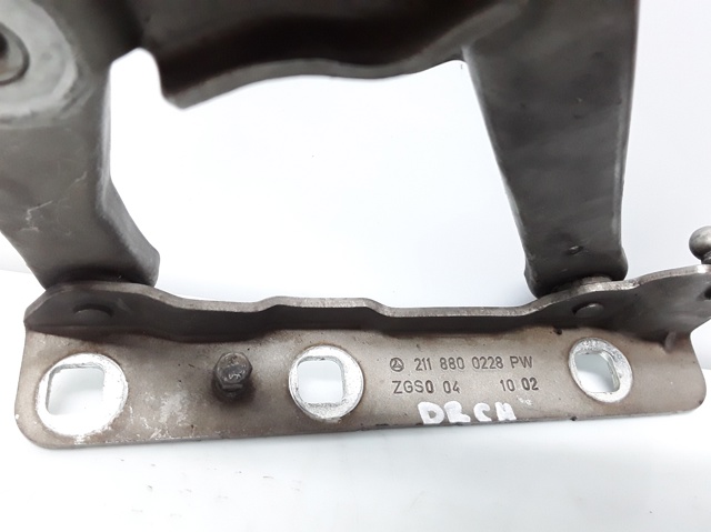 2118800228 MERCEDES Петля капота правая купить в Украина