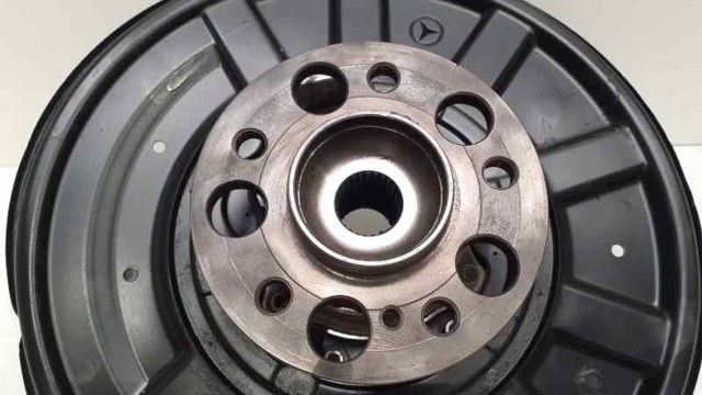 MERCEDES 2123500141 Цапфа (поворотный кулак) задний левый в наличии Ровно