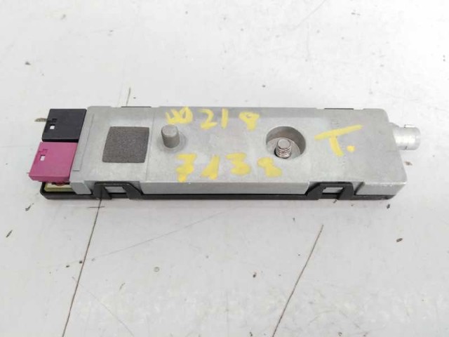 2128201689 MERCEDES купить в Кривой Рог