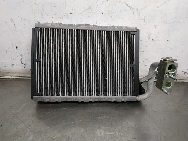 Evaporador de ar condicionado para Mercedes-Benz C-Class C 220 CDI (204.002) 651911 2128300284