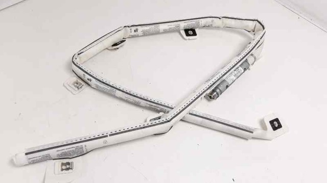 2128600602 MERCEDES Шторка боковая, правая купить в Ирпень