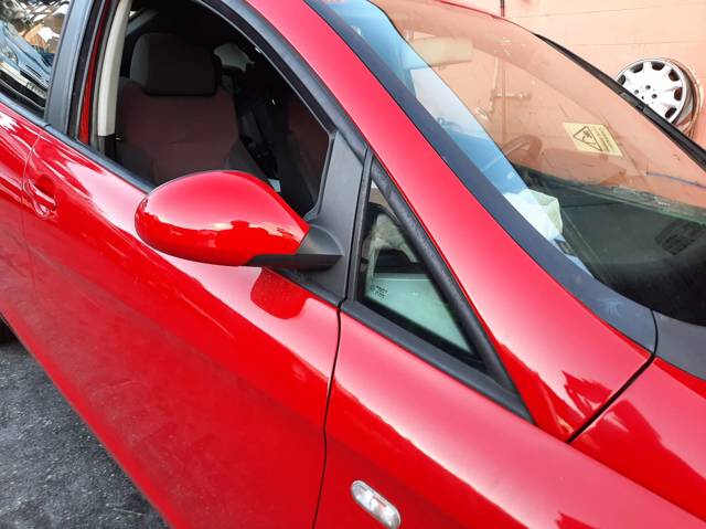 VAG 212873136 Правое зеркало в наличии Николаев