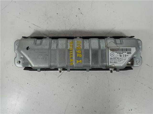 2138600302 MERCEDES Подушка безопасности защиты коленей купить в Каменское