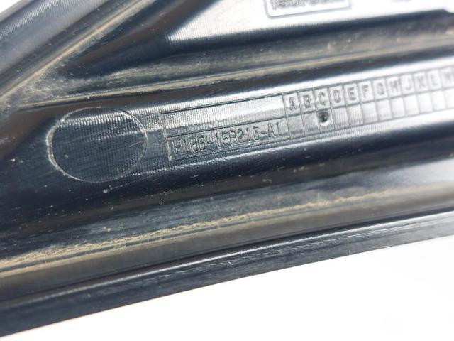 FORD 2143213 Заглушка (решетка) противотуманных фар бампера переднего правая в наличии Ужгород