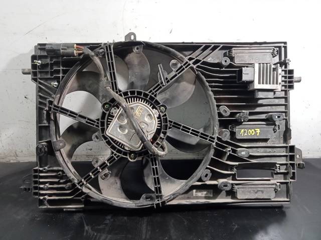 Difusor do radiador de esfriamento, montado com motor e roda de aletas 214811275R Renault (RVI)