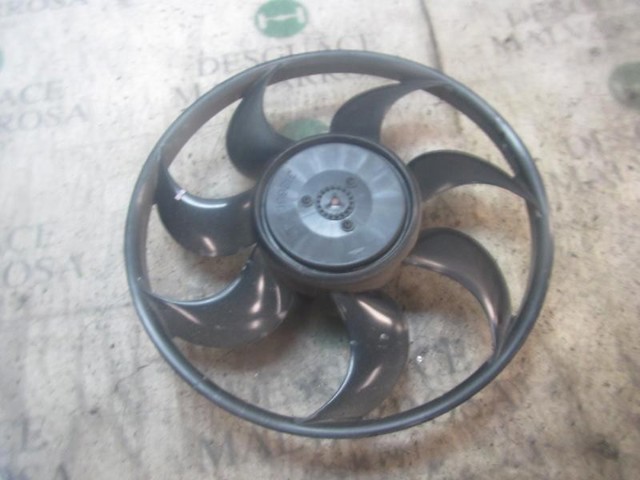 RENAULT 214815057R Диффузор радиатора охлаждения, в сборе с мотором и крыльчаткой в наличии Житомир