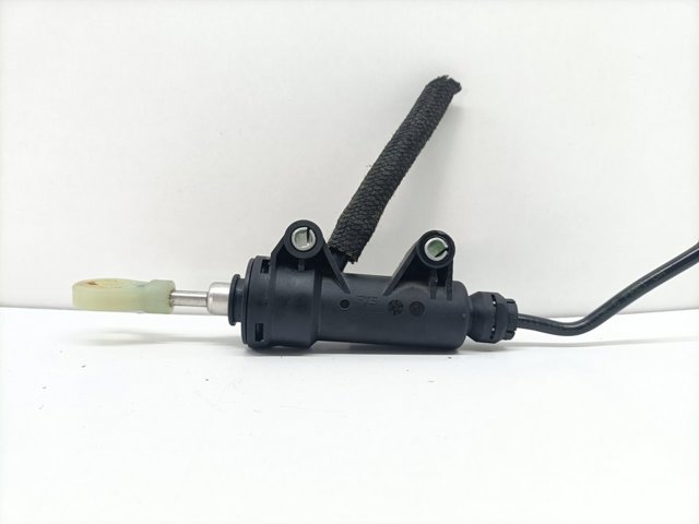 Cilindro mestre de embraiagem 21526773670 BMW