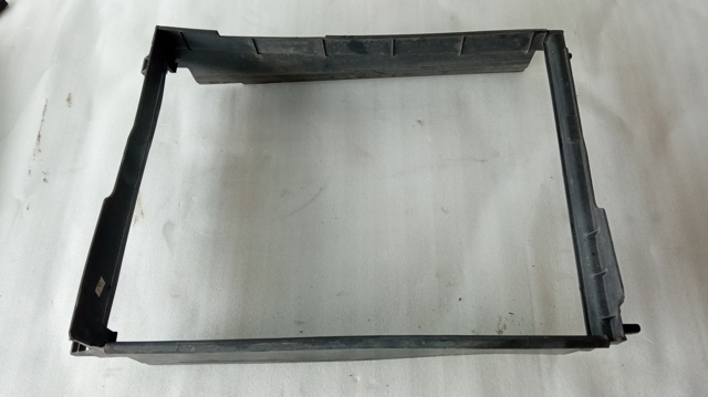 215596207R RENAULT Дефлектор радиатора купить в Хмельницкий