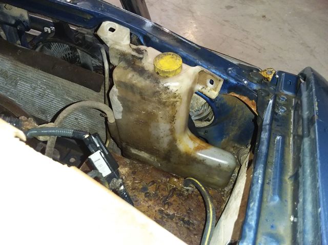 217102S60A NISSAN Бачок системы охлаждения купить в Одесса